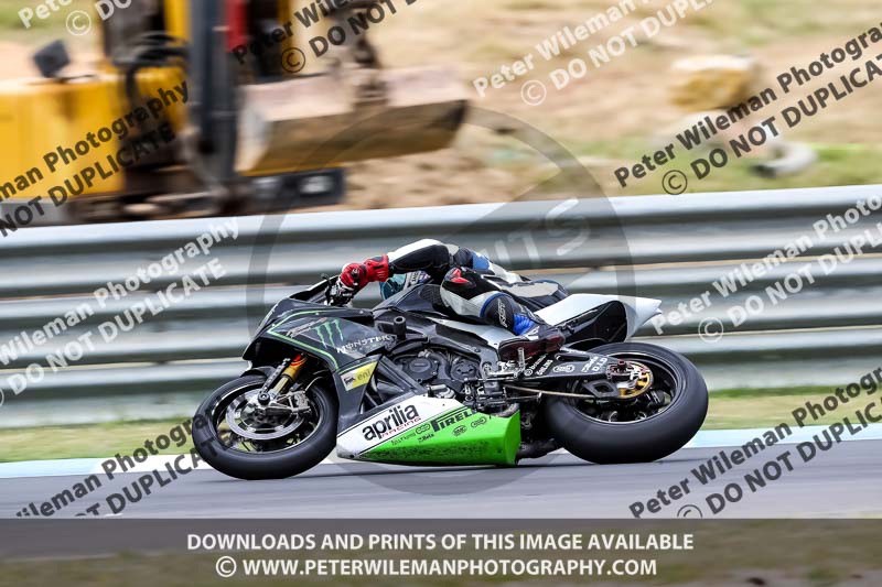 estoril;event digital images;motorbikes;no limits;peter wileman photography;portugal;trackday;trackday digital images